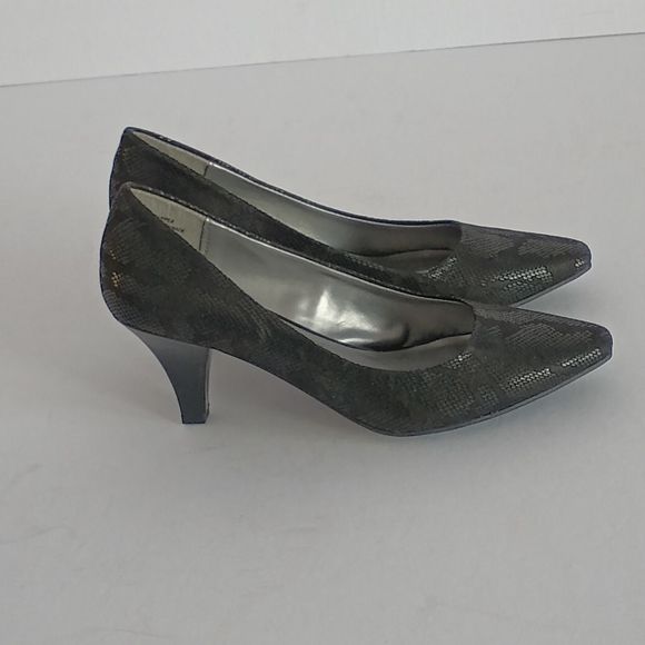 KAREN SCOTT Womens Meaggann Pointed Toe Block Heel Slip On Pumps Shoes 6… - Picture 1 of 6